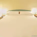 Ibis Mulhouse Ile Napoleon فندق سوشاه
