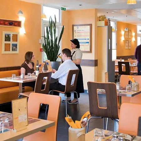 Ibis Mulhouse Ile Napoleon Sausheim