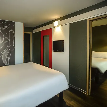 Ibis Mulhouse Ile Napoleon 3*