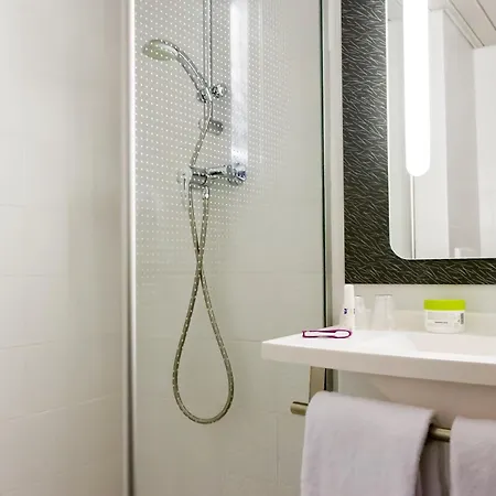 Ibis Mulhouse Ile Napoleon 3* Sausheim