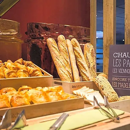 Отель Ibis Mulhouse Ile Napoleon Сошем