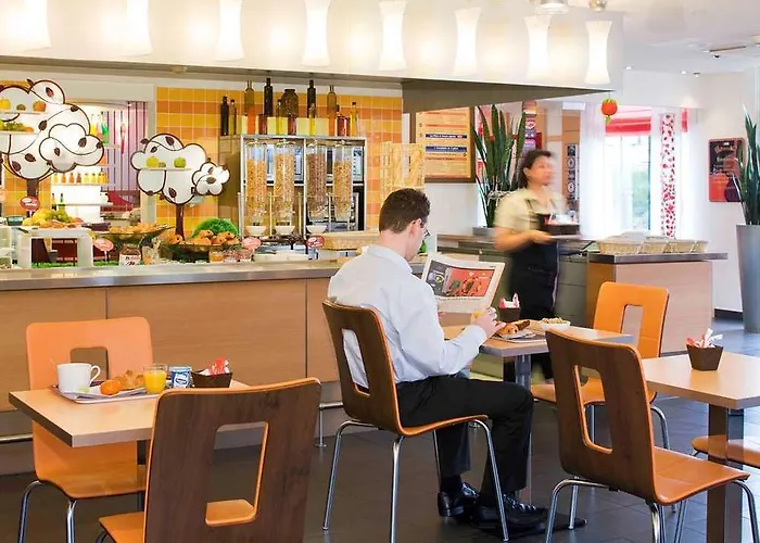 Ibis Mulhouse Ile Napoleon מלון