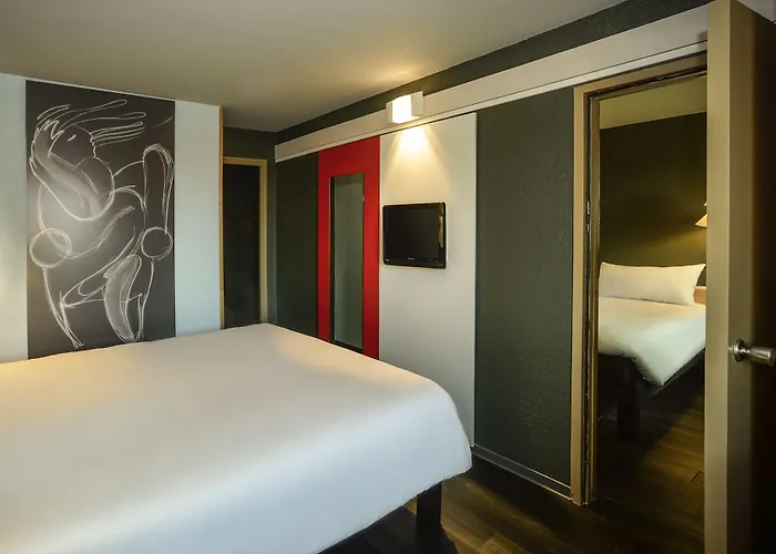 Ibis Mulhouse Ile Napoleon 3*