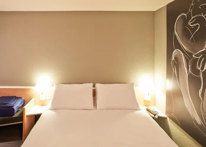 Ibis Mulhouse Ile Napoleon 소세임