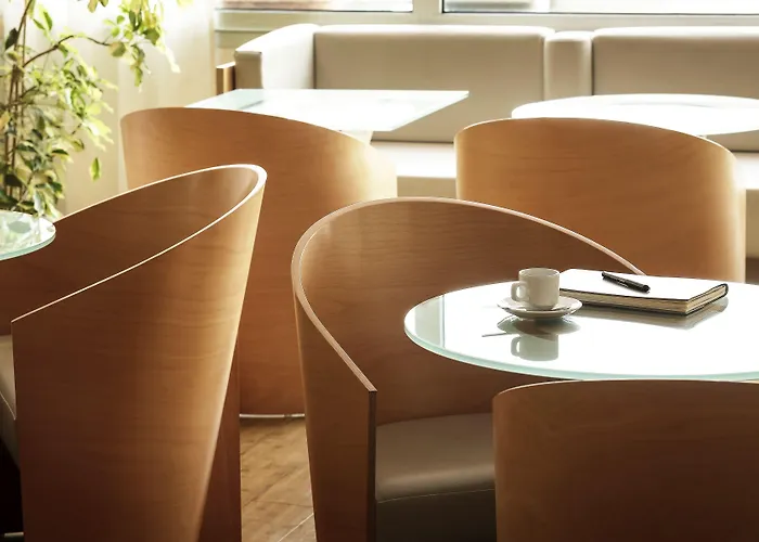 Ibis Mulhouse Ile Napoleon 소세임