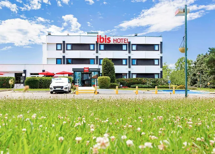 Ibis Mulhouse Ile Napoleon 3* סושיים