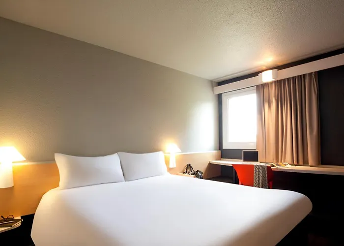 Ibis Mulhouse Ile Napoleon מלון 3*